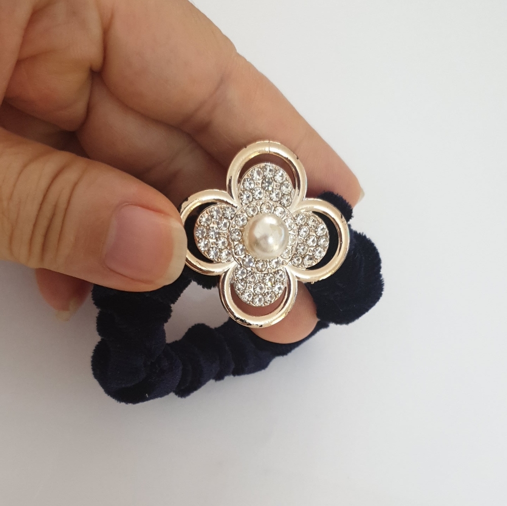 hair band,baby,black